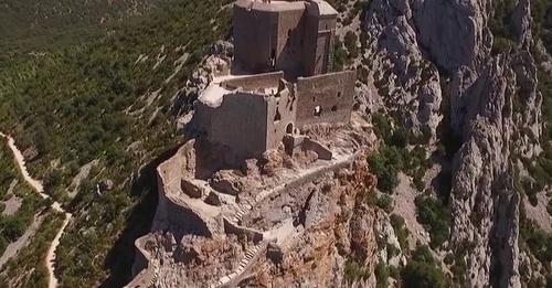 Patrimoine : le château de Quéribus à Cucugnan, un lieu mythique de l'histoire du pays cathare