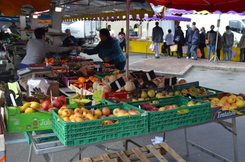Le marché de CHATEAUGIRON réintègre le centre-ville