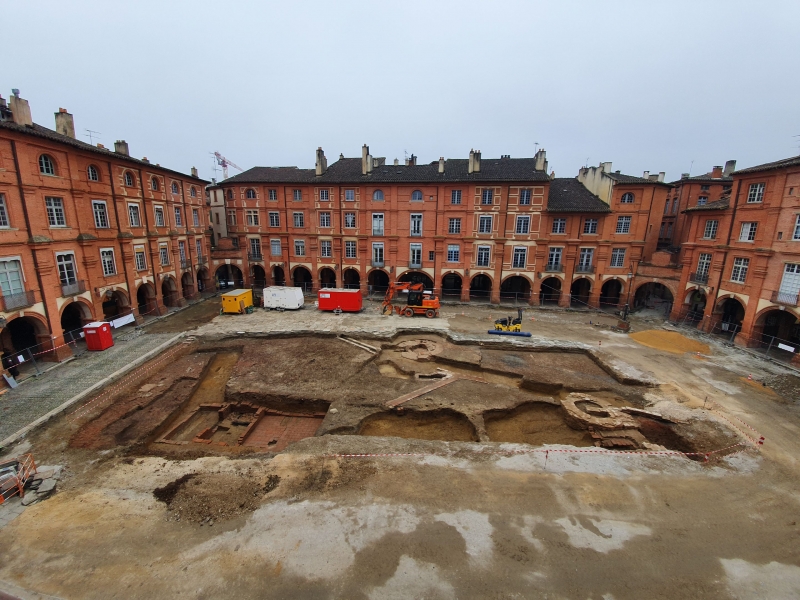 Montauban : plongée au c?ur des fouilles archéologiques de la Place Nationale