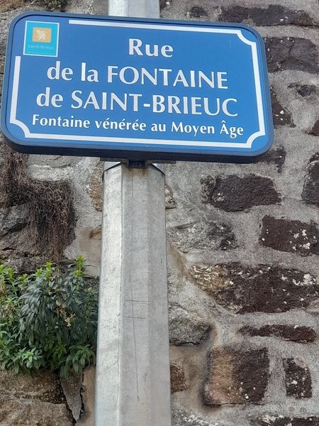 Saint-Brieuc. Connaissez vous l origine de la rue de La Fontaine ?